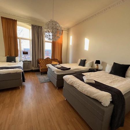 Froevi Hotell Frovi Extérieur photo