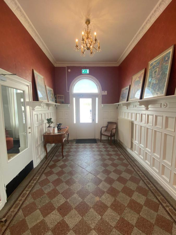 Froevi Hotell Frovi Extérieur photo