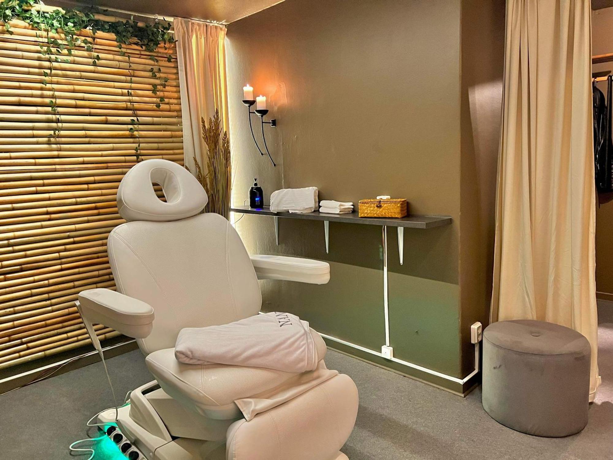 Froevi Hotell Frovi Extérieur photo